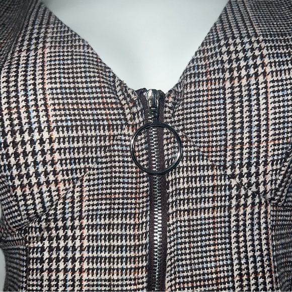 overall dress - Picture 3 of 6